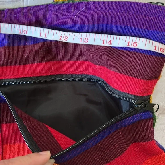 Colorful Embroidered Large Rainbow People Zipper Tote Bag Unbranded NEW - Picture 6 of 7